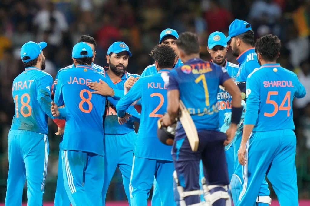 Sunil Gavaskar Issues 'Warning' To India Ahead Of The Asia Cup 2023 Final